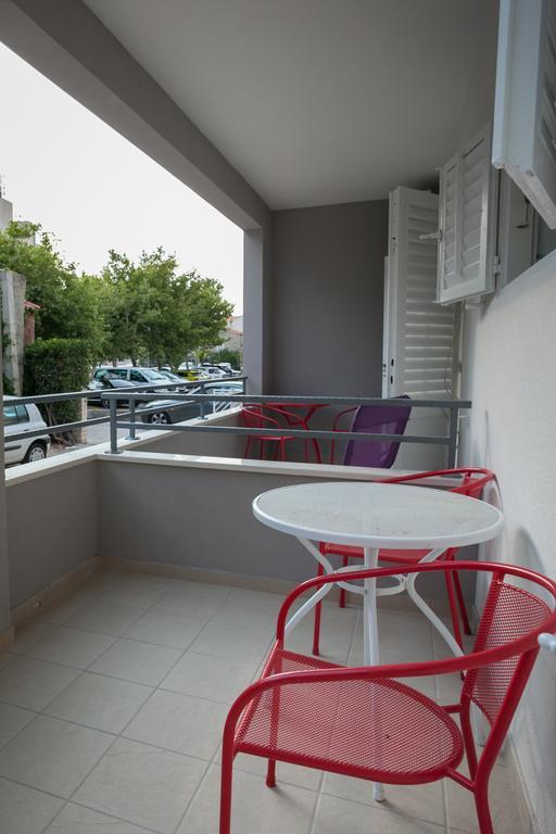 Beach Marin Makarska Exterior photo